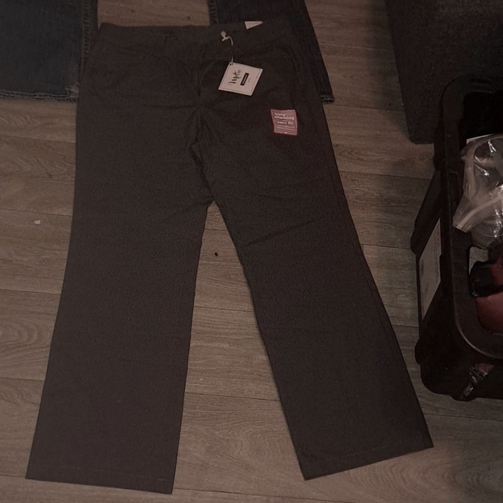Dockers khakis